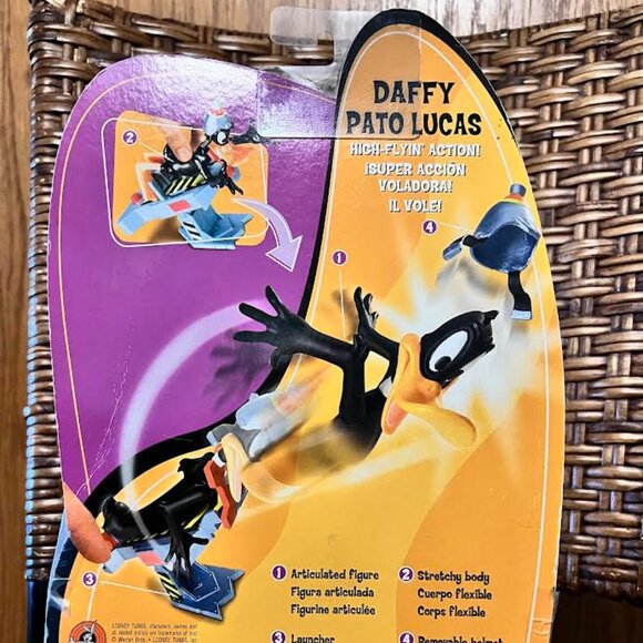 Looney Tunes "Back in Action" DAFFY (Launchin' Action!) - Picture 3 of 5